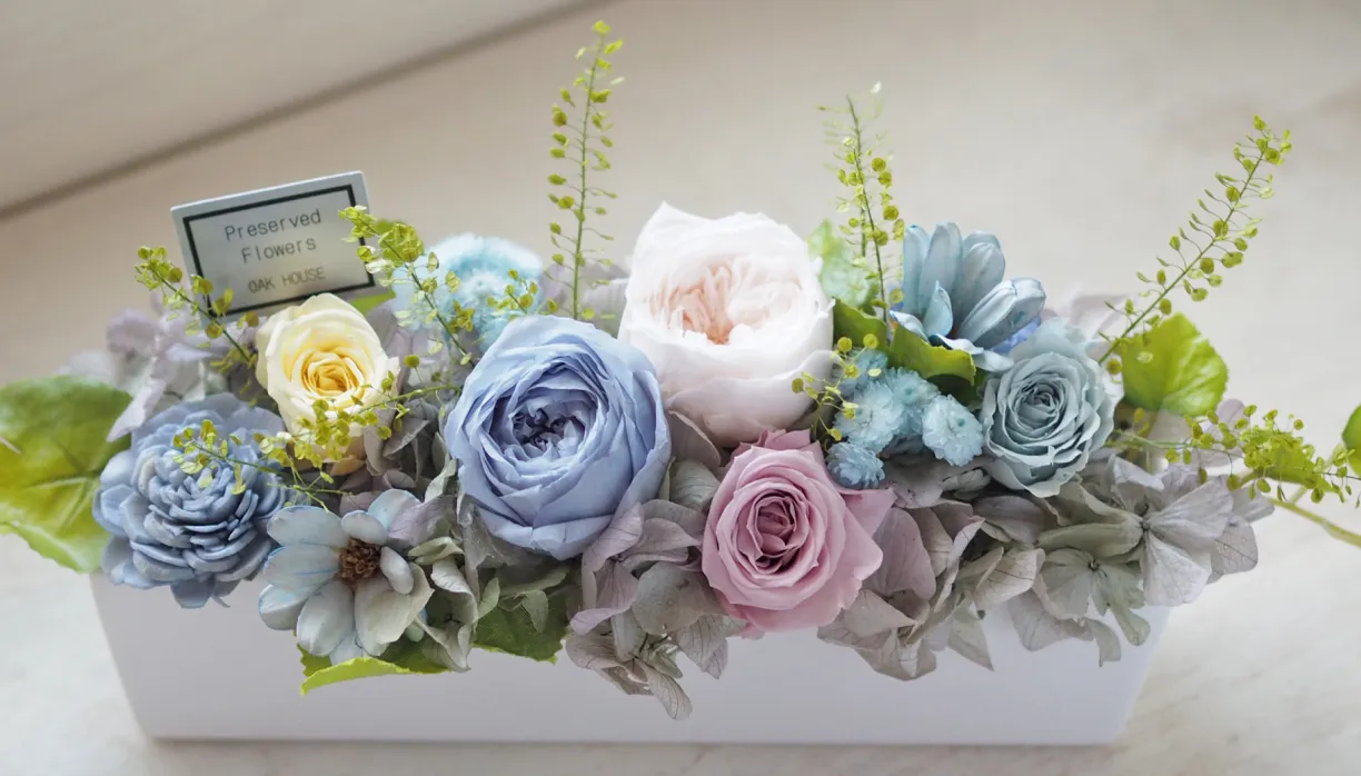 プリザーブドフラワー 上品に想いを残すフォーマルギフト